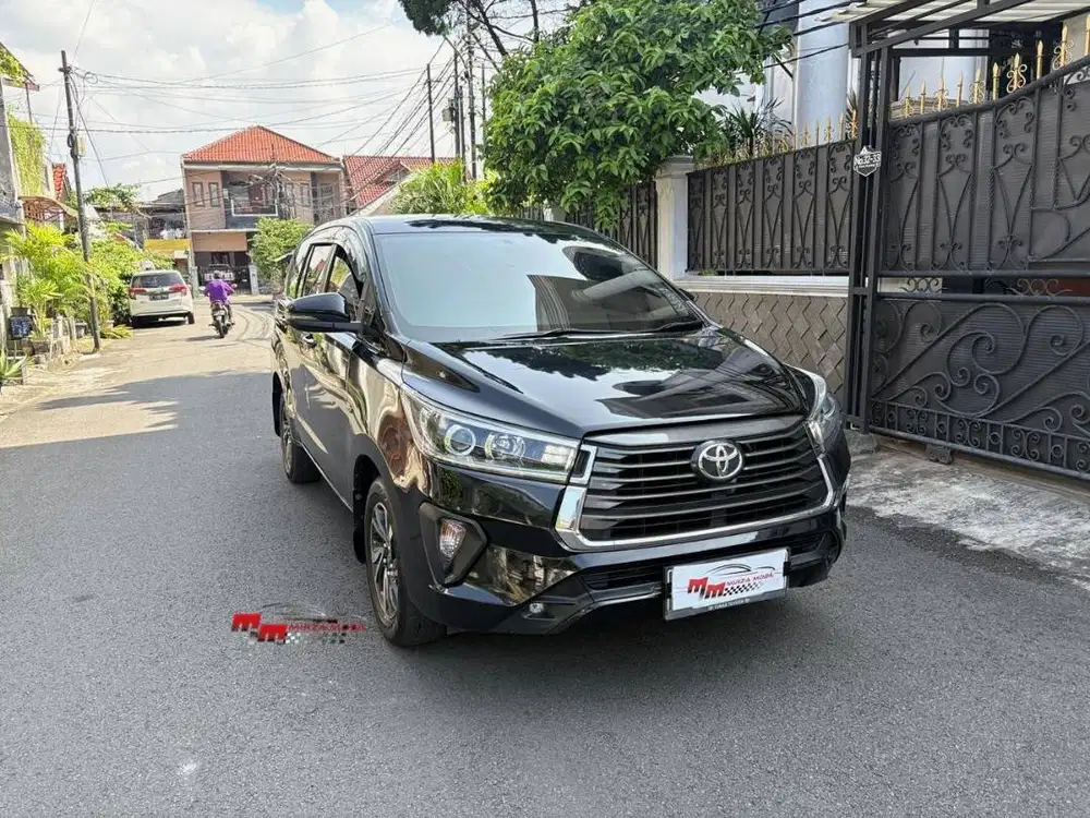 Toyota Grand Innova V Reborn Facelift 2.0 AT 2021 Hitam