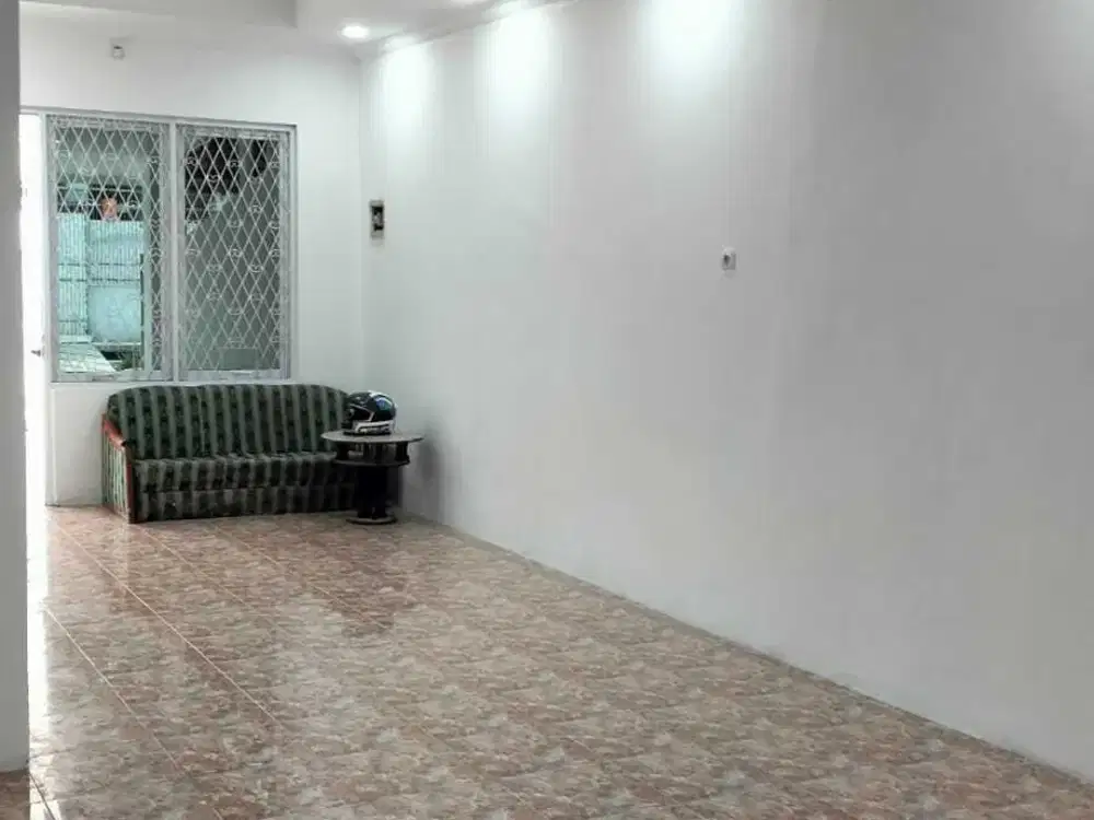 Dijual Rumah cantik di Harapan Indah. Bekasi.