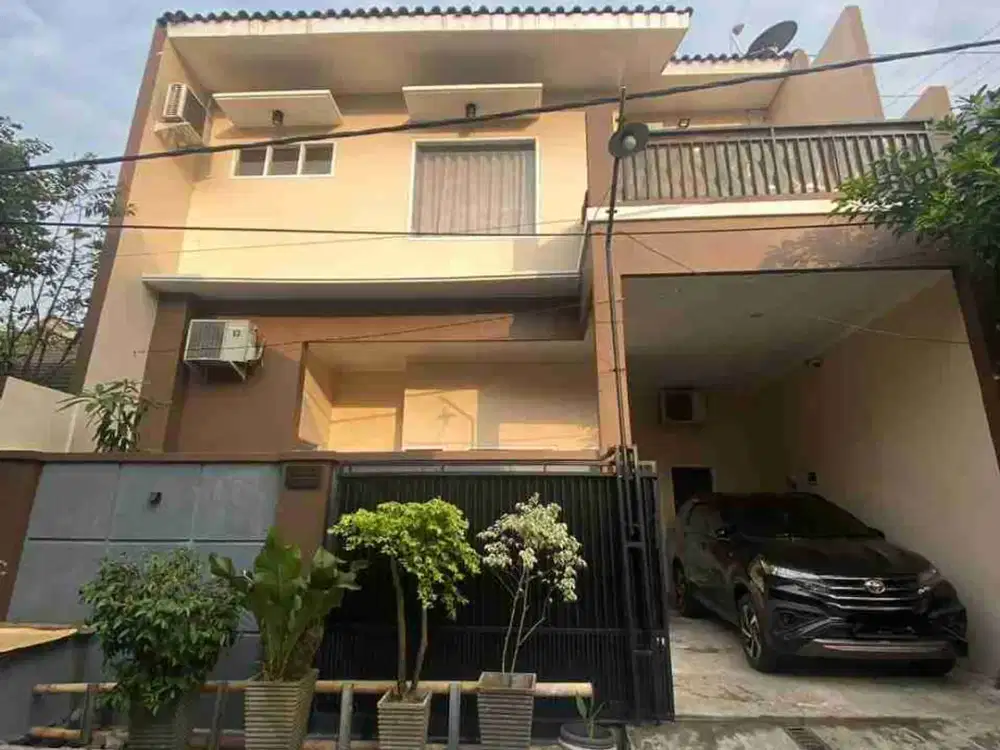 Dijual Rumah di Taman Pelangi Bekasi