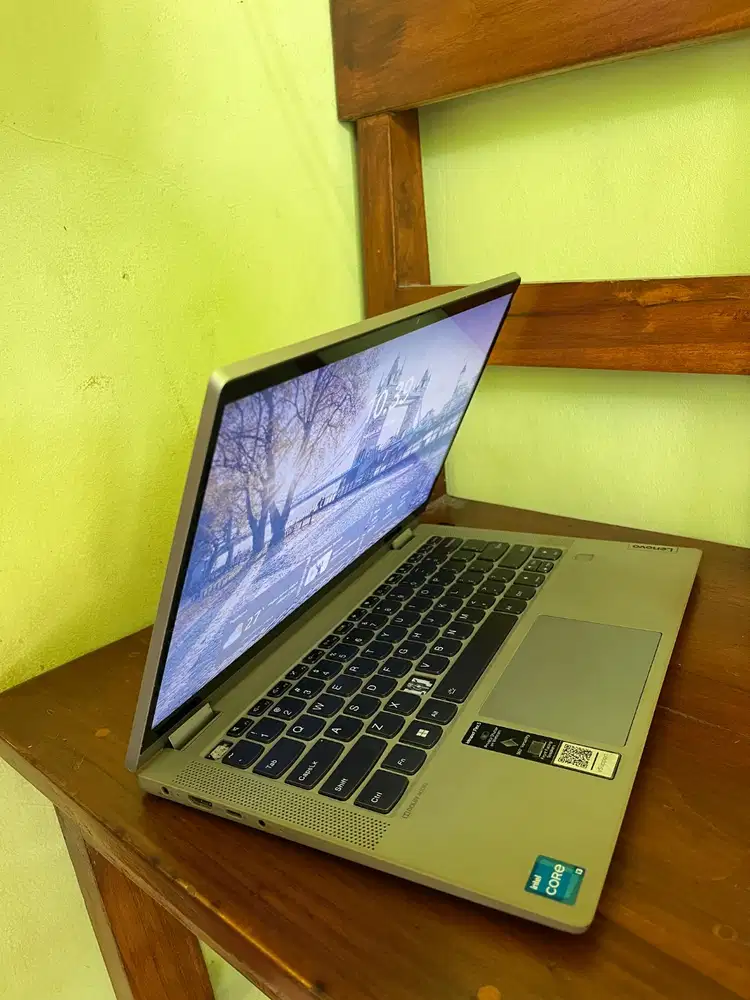 Lenovo flex 5 core i3