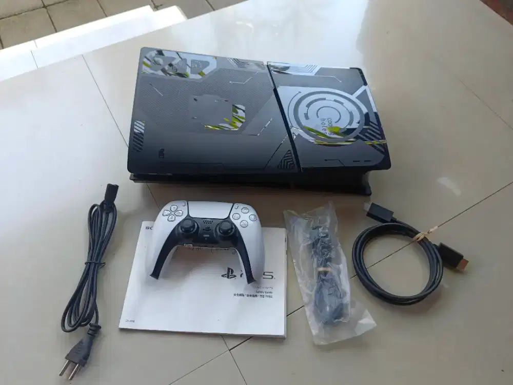 PS5 SLIM 1TB DIGITAL VERSION BONUS GAME DIGITAL