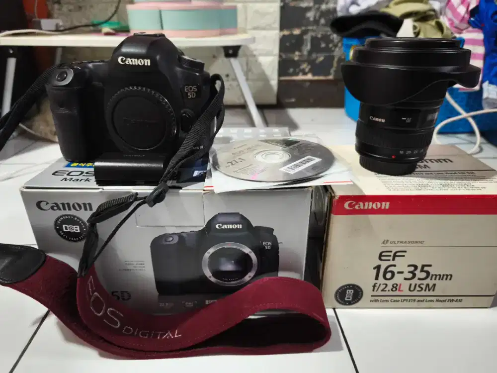CANON 5D iii + Lensa 16-35 Usm