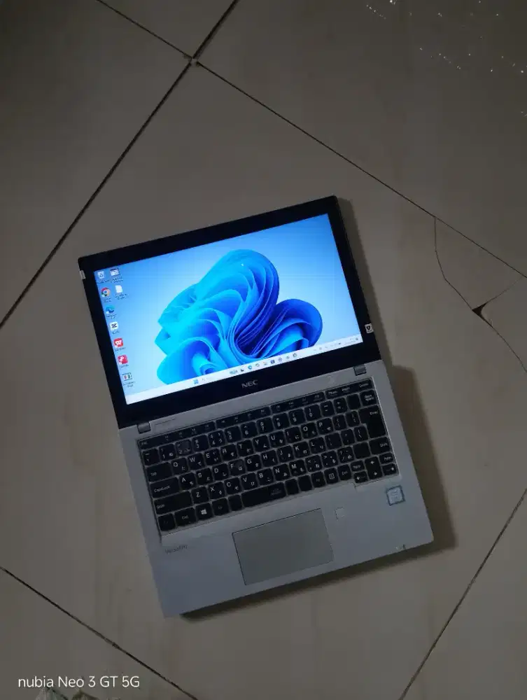 i5 Gen 8 - Ram 8 - Ssd Nvme 256 - Laptop Nec VersaPro