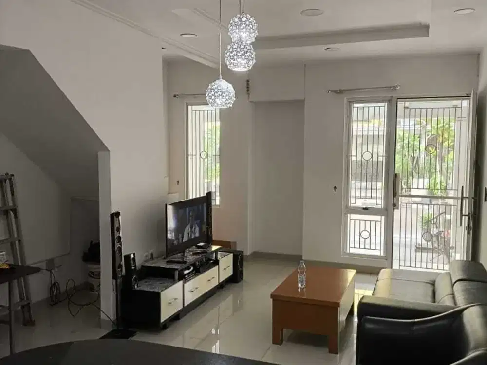 Dijual Rumah Nyaman di Sedayu Kelapa Gading, Jakarta Utara.