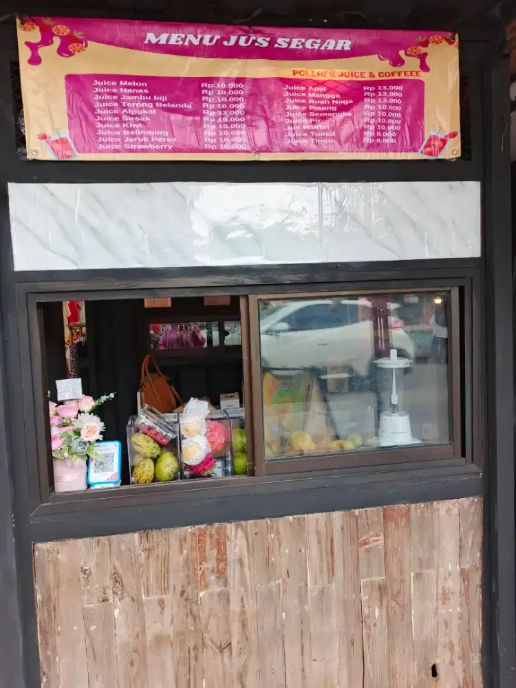 Staff Kedai Jus di Cilodong Depok