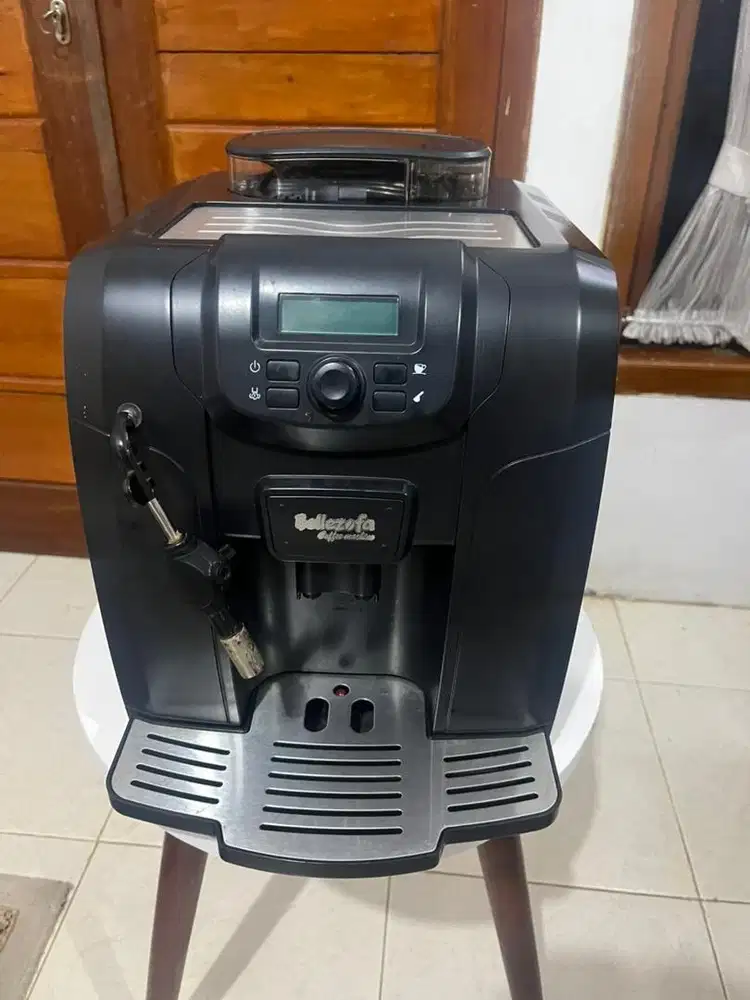 Mesin kopi otomatis