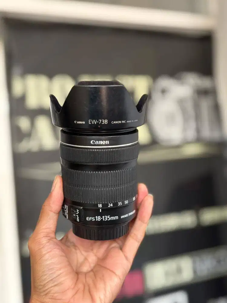 Canon EFS 18-135mm IS STM Mulus