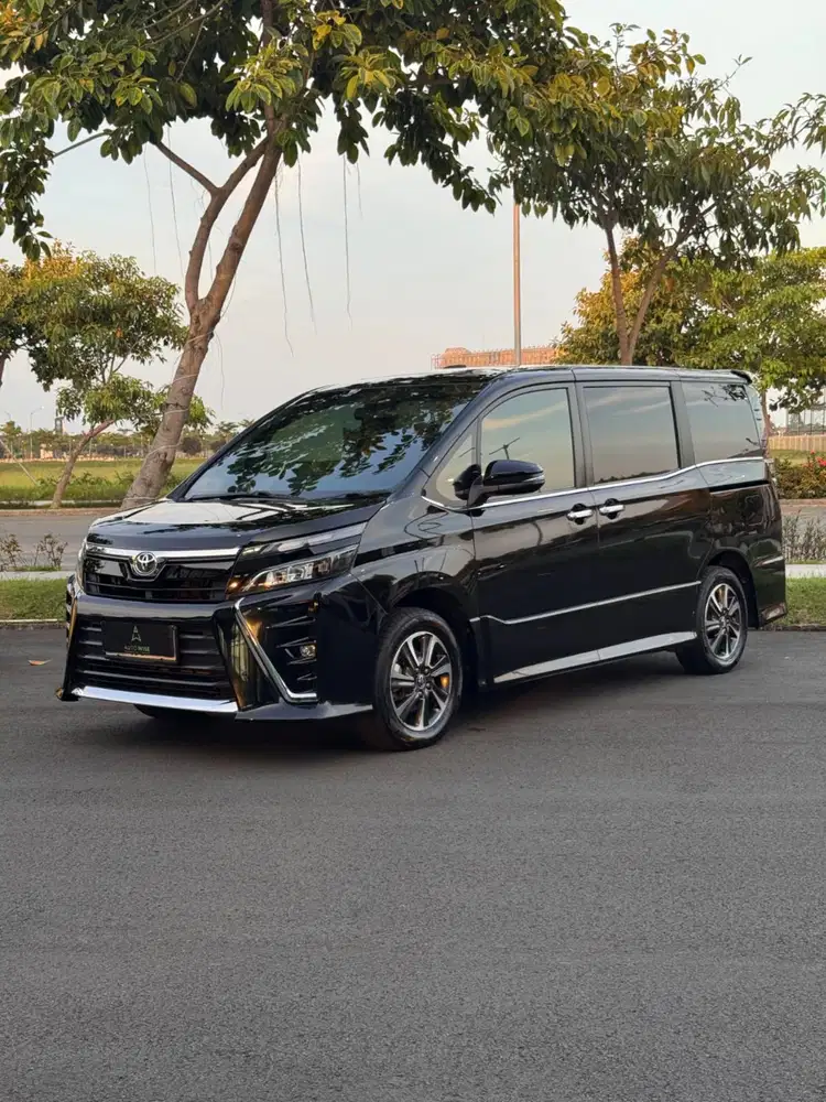 Toyota Voxy 2017 Bensin