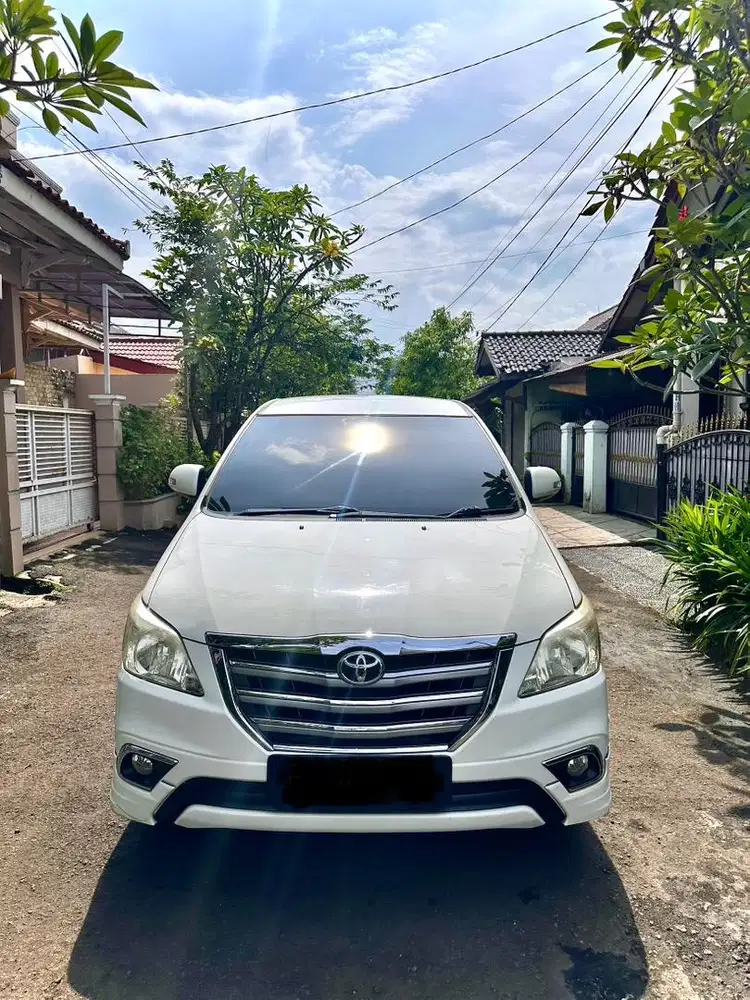 Toyota Kijang Innova 2015 Bensin