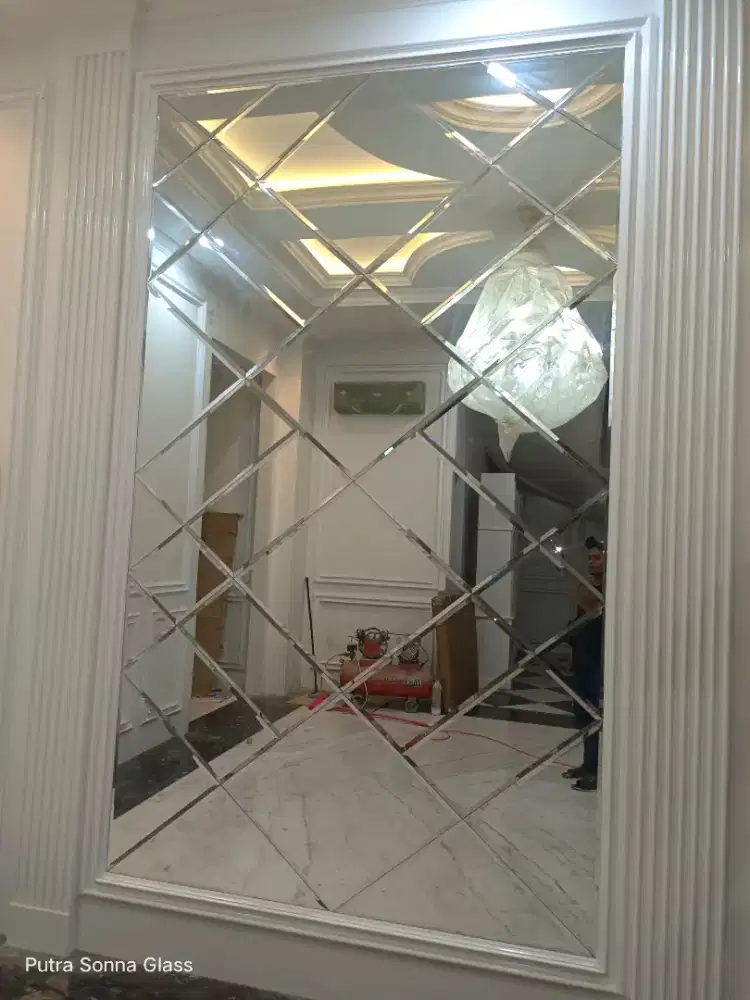 Kaca cermin bevel motif