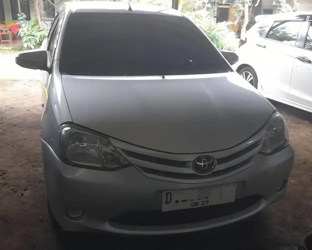 Toyota Etios Valco Low Km
