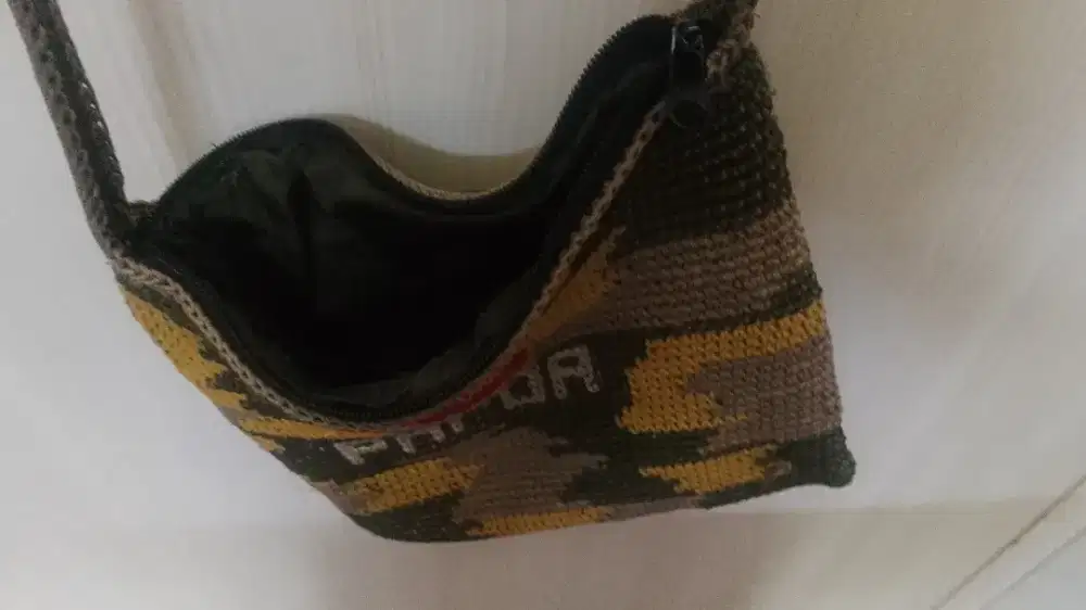 Tas Selempang Rajutan Papua