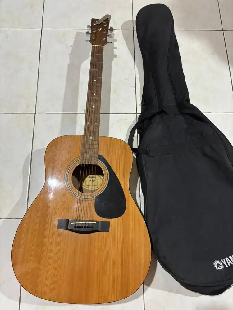 Gitar akustik elektrik yamaha FX310