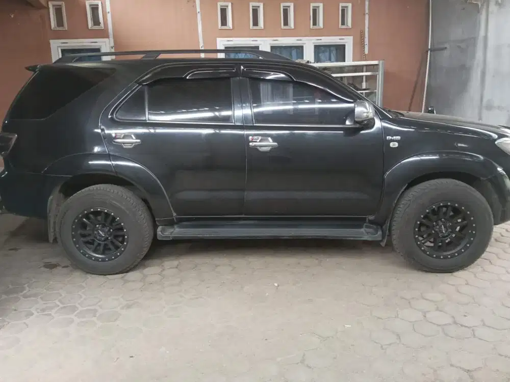 FORTUNER G MATIC DIESEL 2010