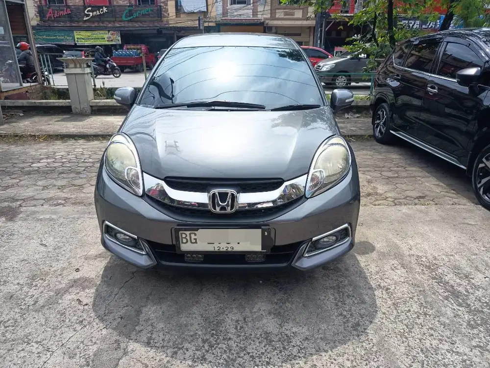 Mobilio E CVT 2014 Bulan 12 KM 84ribu full akesesoris