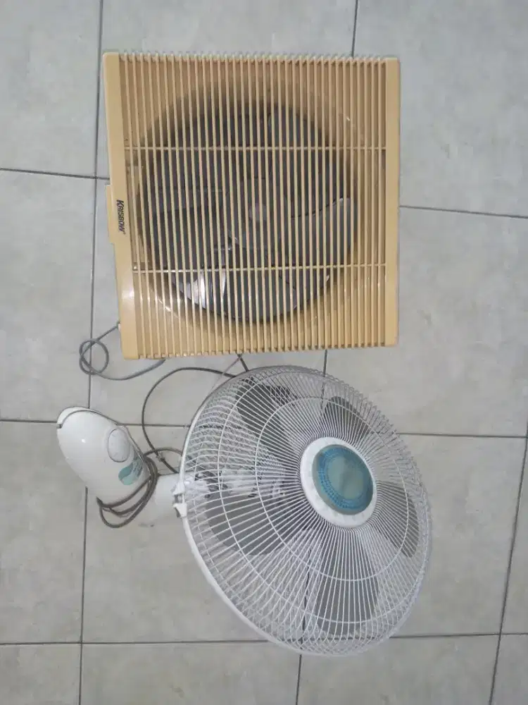 Exhaust dinding 12inc krisbow + kipas dinding Maspion 2brg Rp.300k