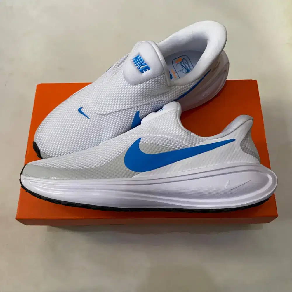 Original Sepatu Nike Revolution 8 EasyOn Slip On Selop Running Pria