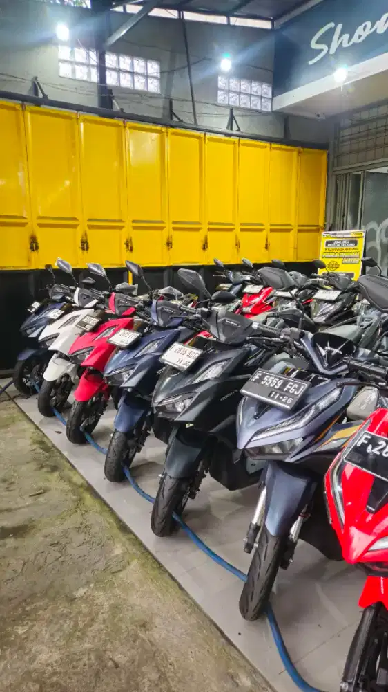 READY UNIT VARIO 160 CBS PLUS 2025