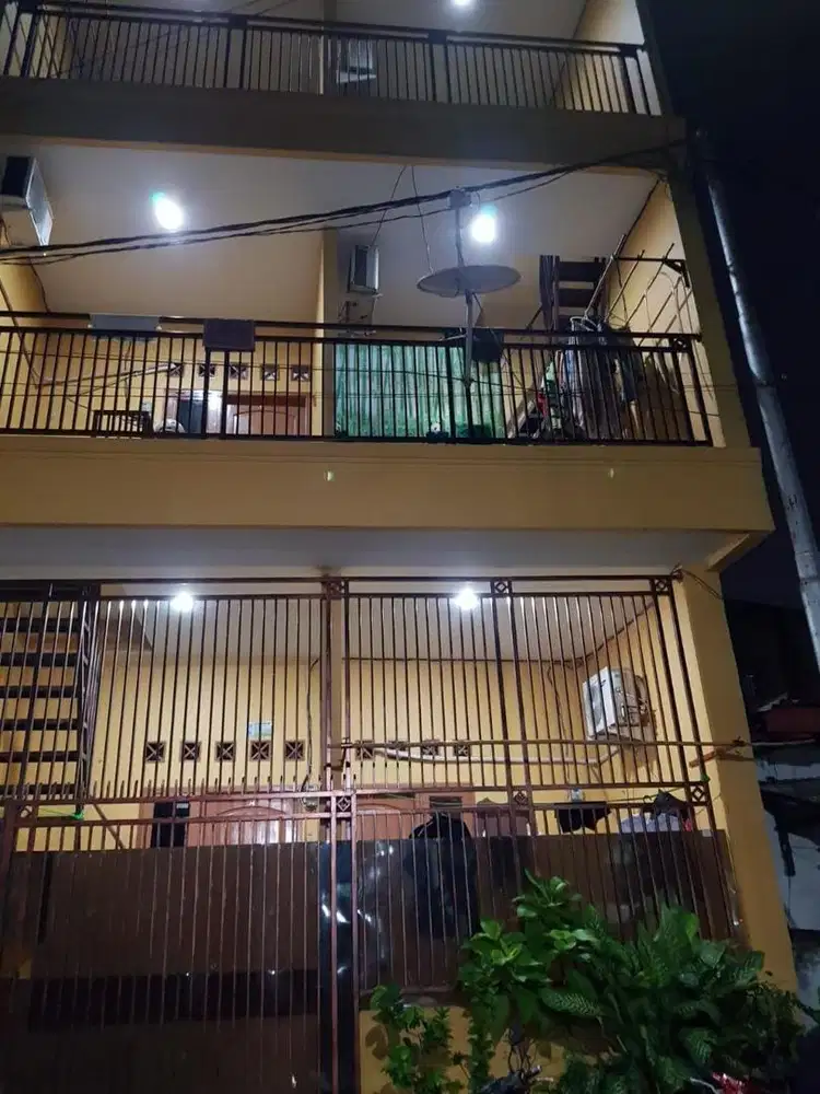Kontrakan /Kost an /Petakan dekat Ancol ,sunter ,Mangga dua bs pasutri