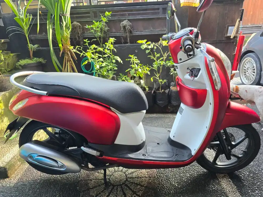 Di jual motor scoopy th 2016