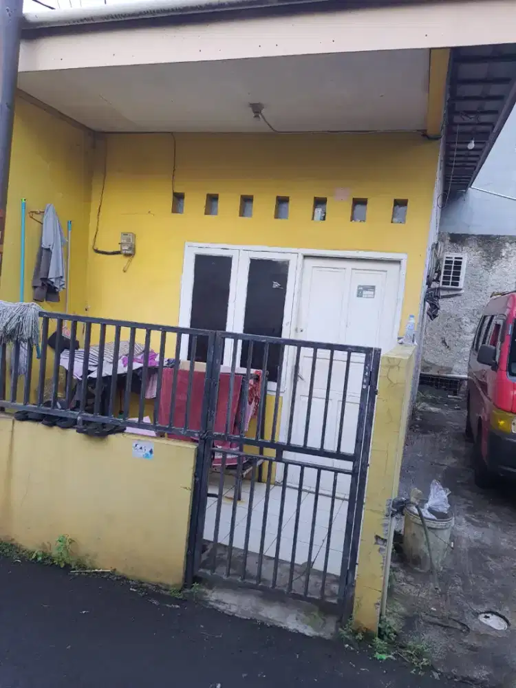 JUAL RUMAH STRATEGIS