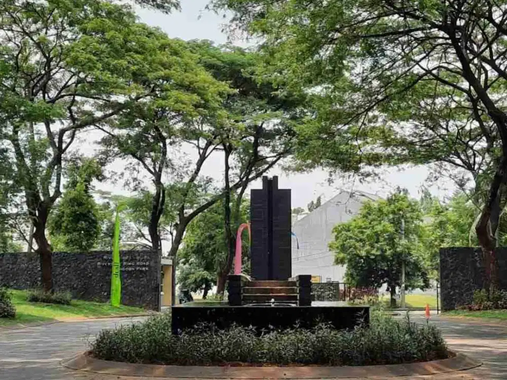 Dijual Rumah Bagus 2 Lt di Bukit Golf Cibubur Bogor Jawa Barat