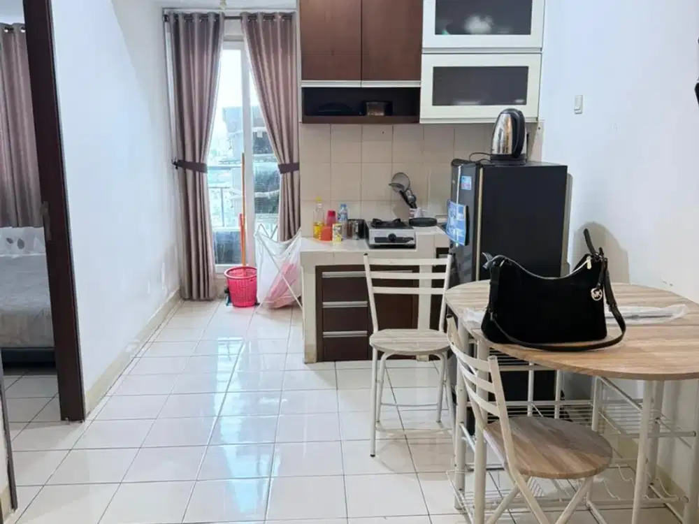 SEWA APARTEMEN PURI PARKVIEW TOWER E. JAKARTA BARAT