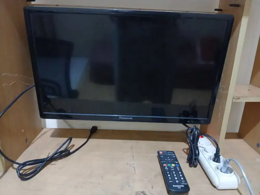 Televisi panasonic 20