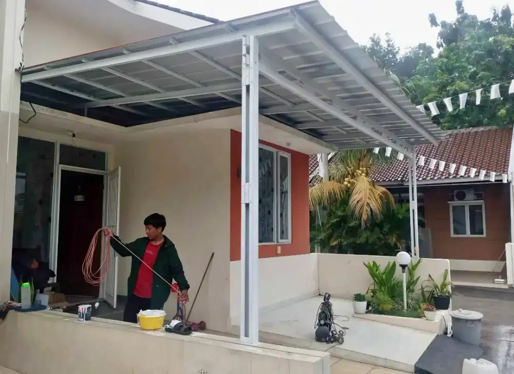 Kanopi rangka baja ringan