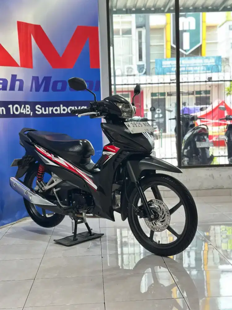 KM 9RIBU Honda Revo X 110 cw fi tahun 2024 LIKE NEW