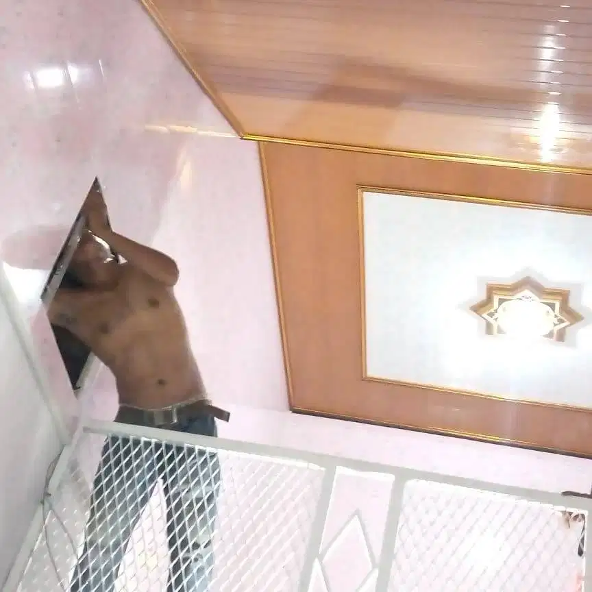 Tukang Pasang Plafon Partisi Jasa Wall Moulding Sekat PVC GRC Gypsum