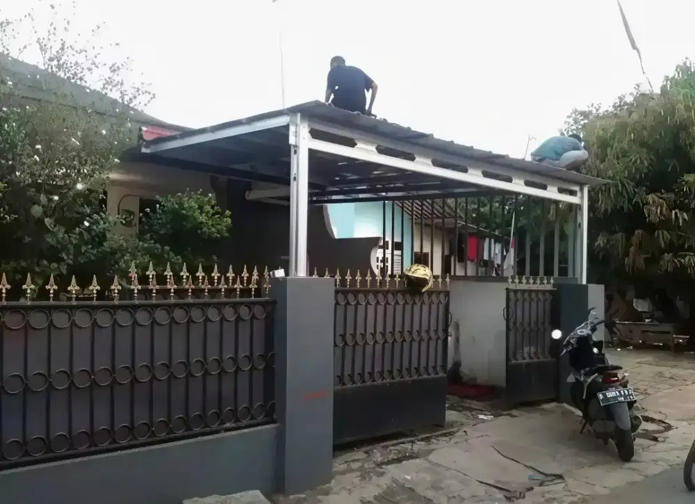 Kanopi rangka baja ringan