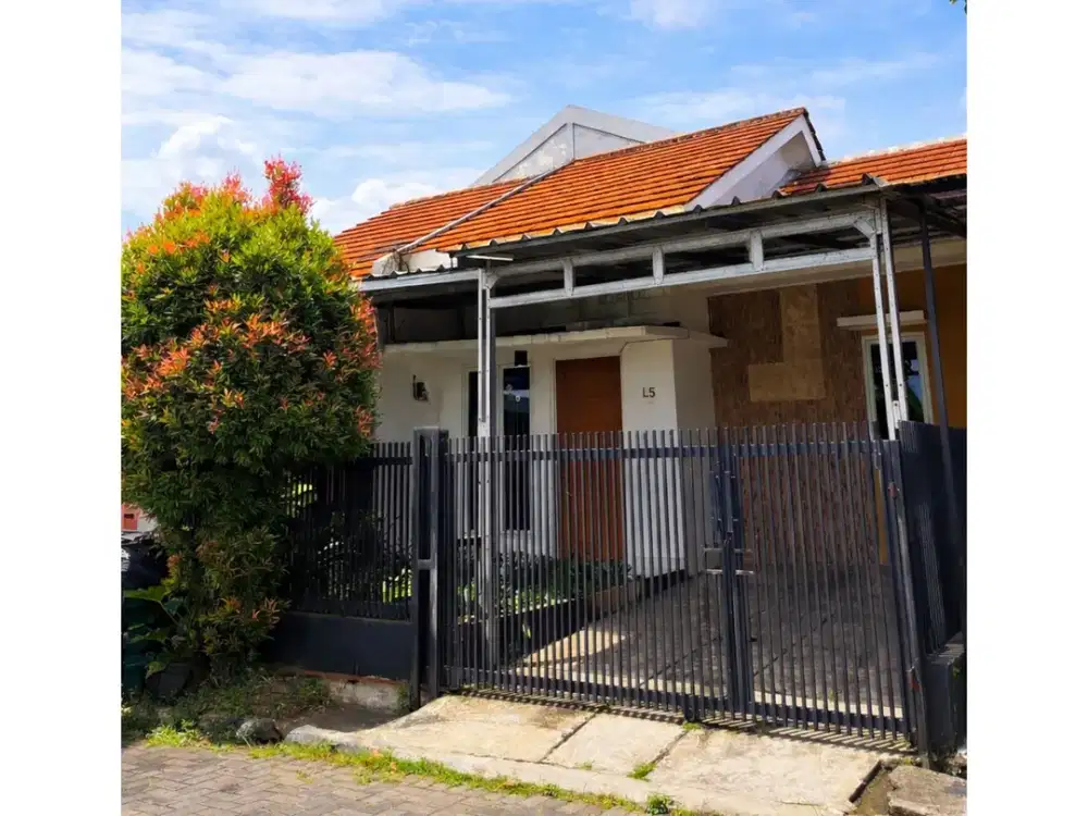 DIJUAL RUMAH BAGUS SIAP HUNI ADA CARPORT HARGA NEGO DI GRIYA CILEBUT ASRI BOGOR BO201