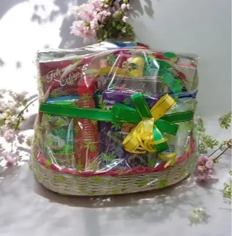 Hampers snack & sembako paket G