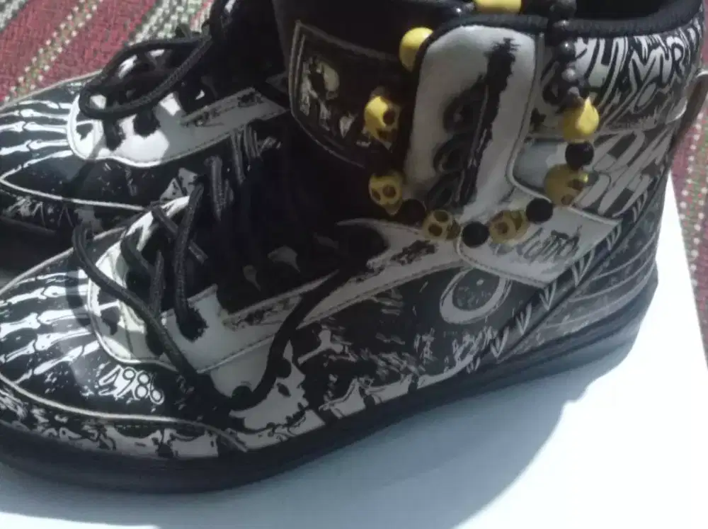 Gelang & Sepatu  : Tengkorak, 2 ( Pcs )