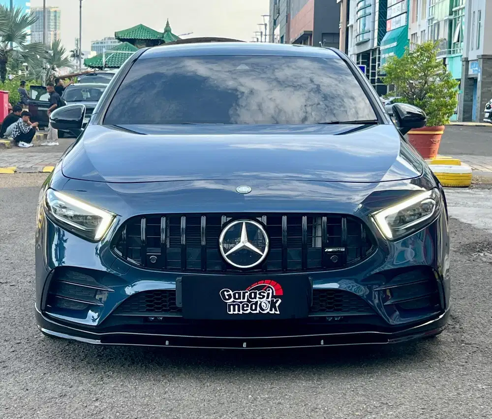 Mercedes Benz Mercy A35 A 35 AMG 2022 Antik Low KM Murah Bekas Biru