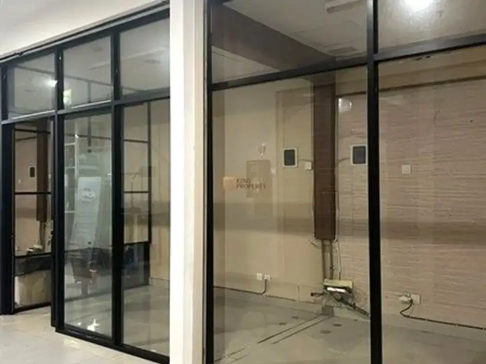 Kesempatan emas untuk membuka toko, kantor, cafe, atau gudang . Disewakan kios connecting di area madison park lokasi strategis