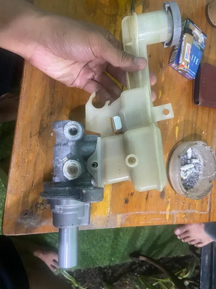 Master rem copotan Suzuki Sx4 x over matic