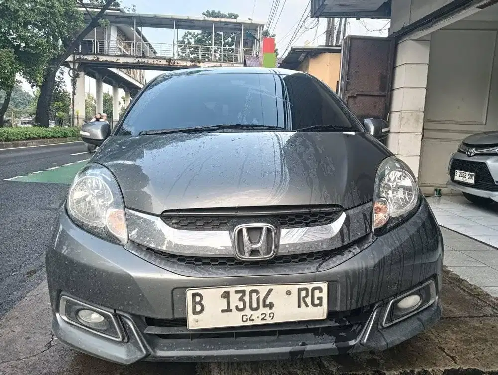 Mobilio E matic prestige DP 5jt tahun 2014