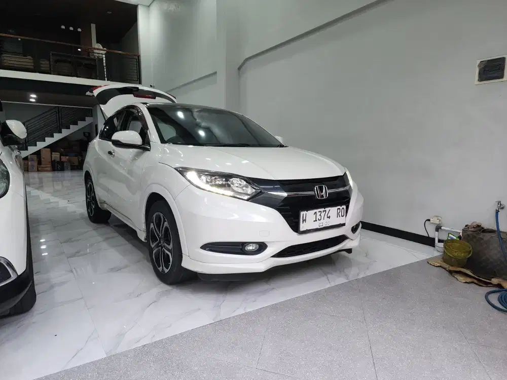 H. HR-V 1.8 PRESTIGE AT 2015 Km87rb
