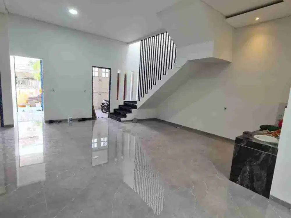 Rumah Baru Perumahan Manyar Kertoadi Dekat Tengah Kota, Kertajaya