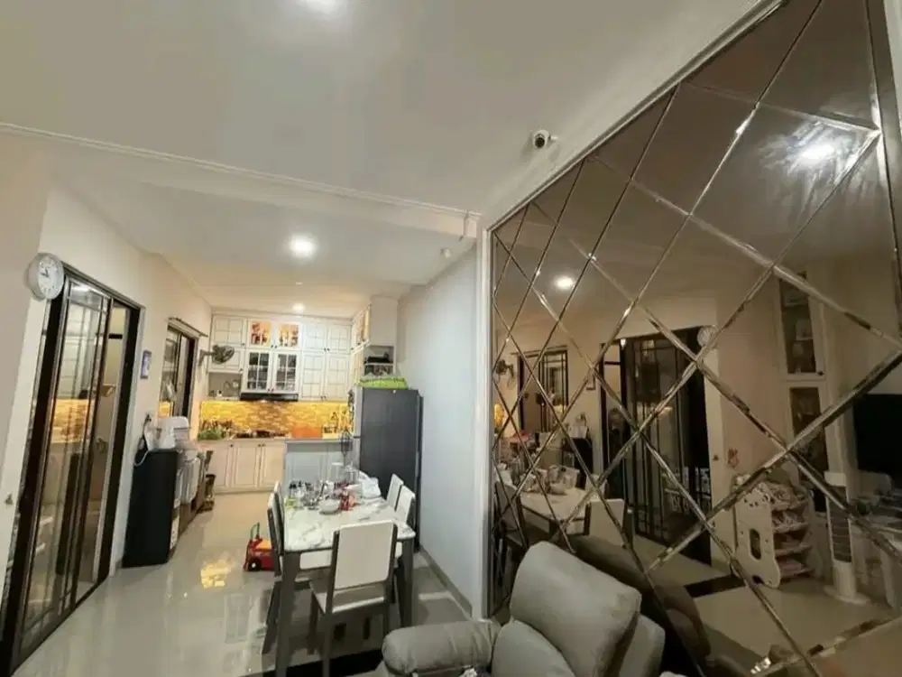 Rumah Di Green Lake City Luas 6x18 2 Lantai SHM Rapi Siap Huni