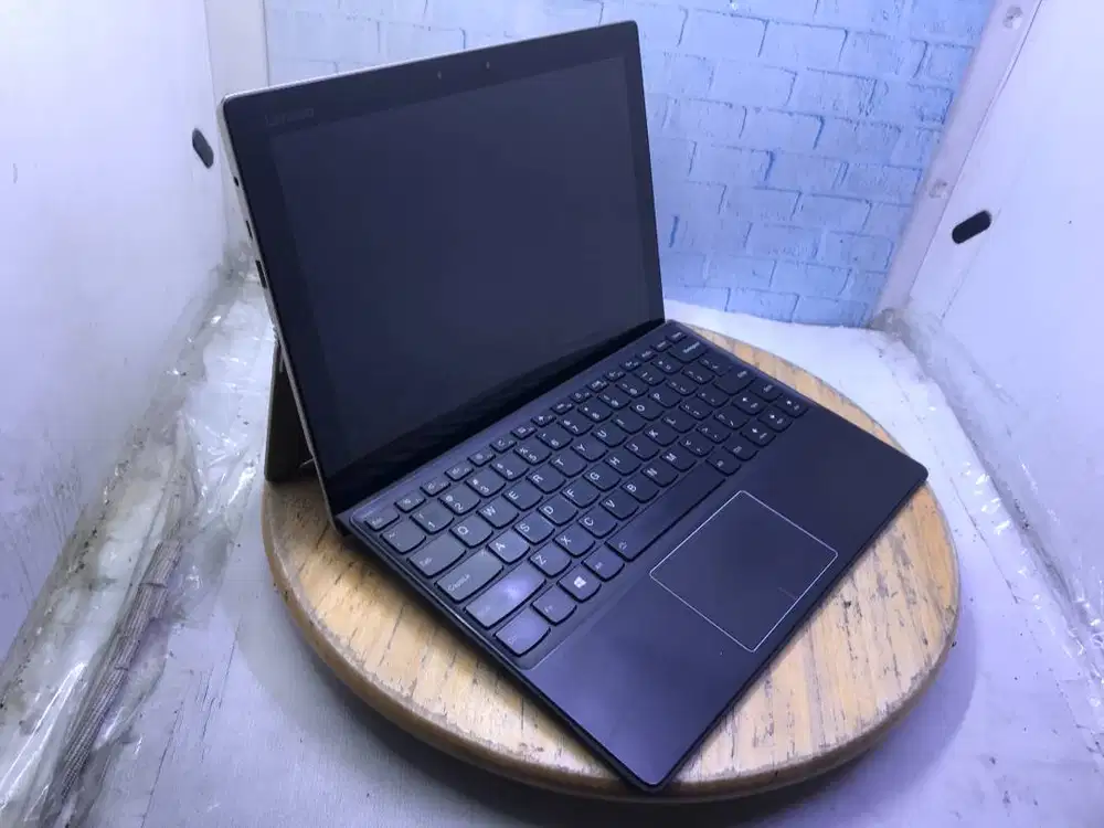 LENOVO IDEAPAD MIIX 720 2IN1 TOUCH I7 7500U 16GB RAM 512GB SSD QHD IPS