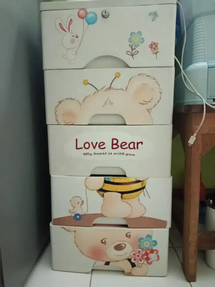 Nego Lemari plastik baby