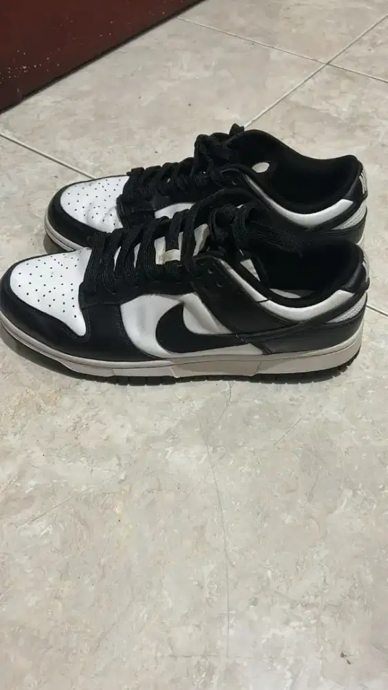 SEPATU NIKE DUNK LOW PANDA ORI