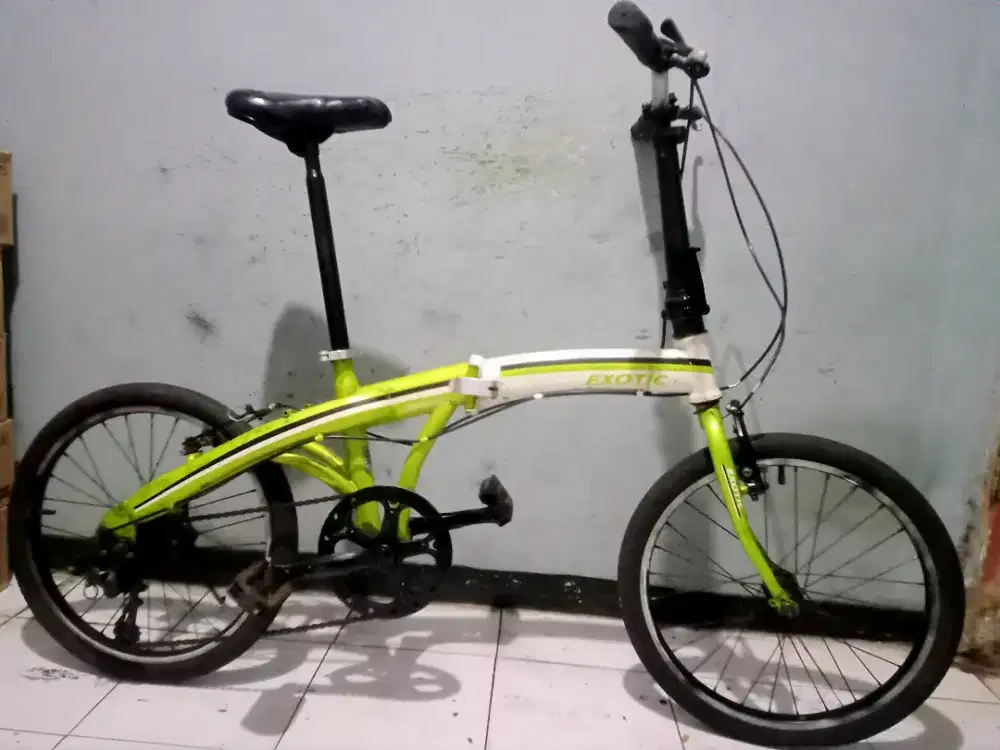 Dijual sepeda lipat EXOTIC masih bagus batangan ORIan lipatan normal