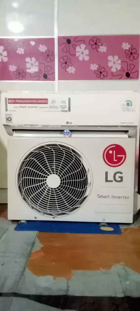 Ac LG inverter 1/2 pk