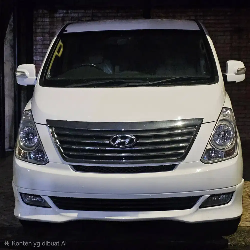 Hyundai H-1 2013 Bensin