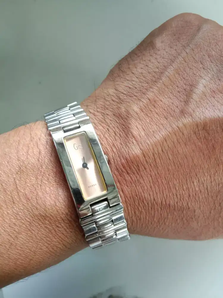 Jam Tangan wanita GC