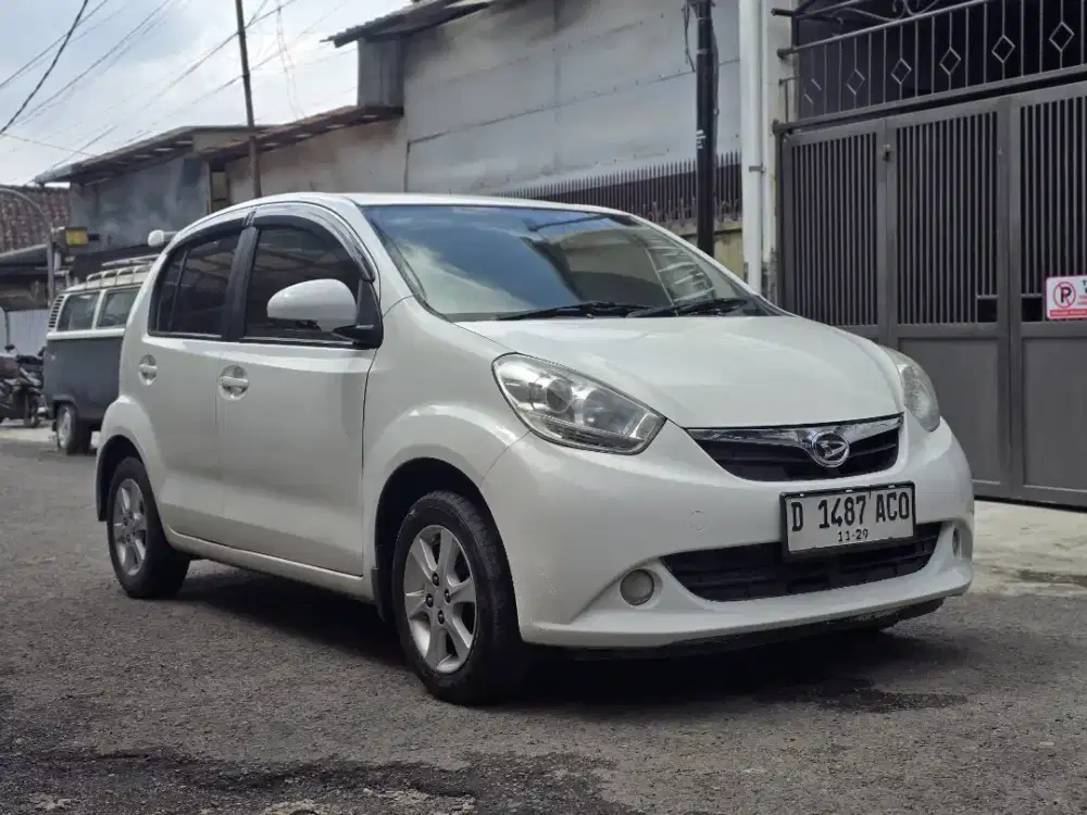 Daihatsu Sirion 2014 Manual